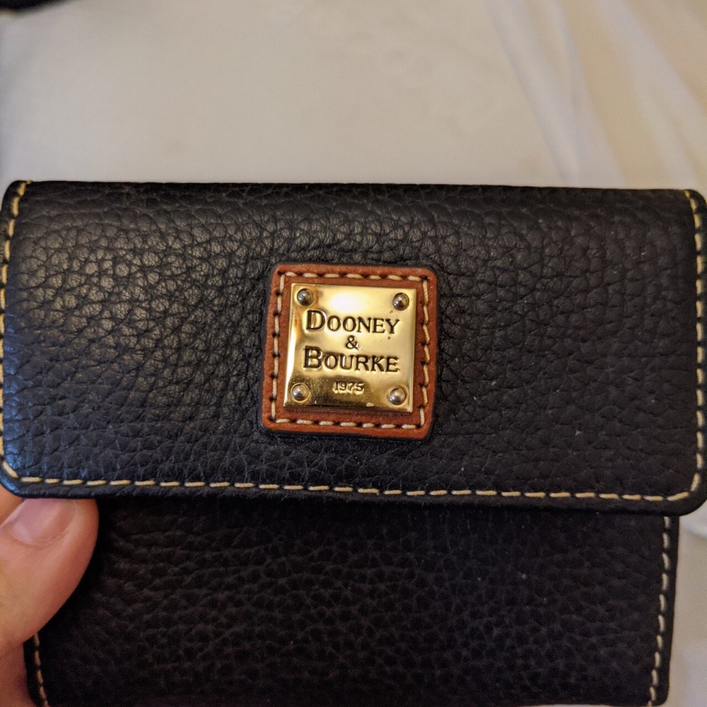 dooney & Burke black leather wallet